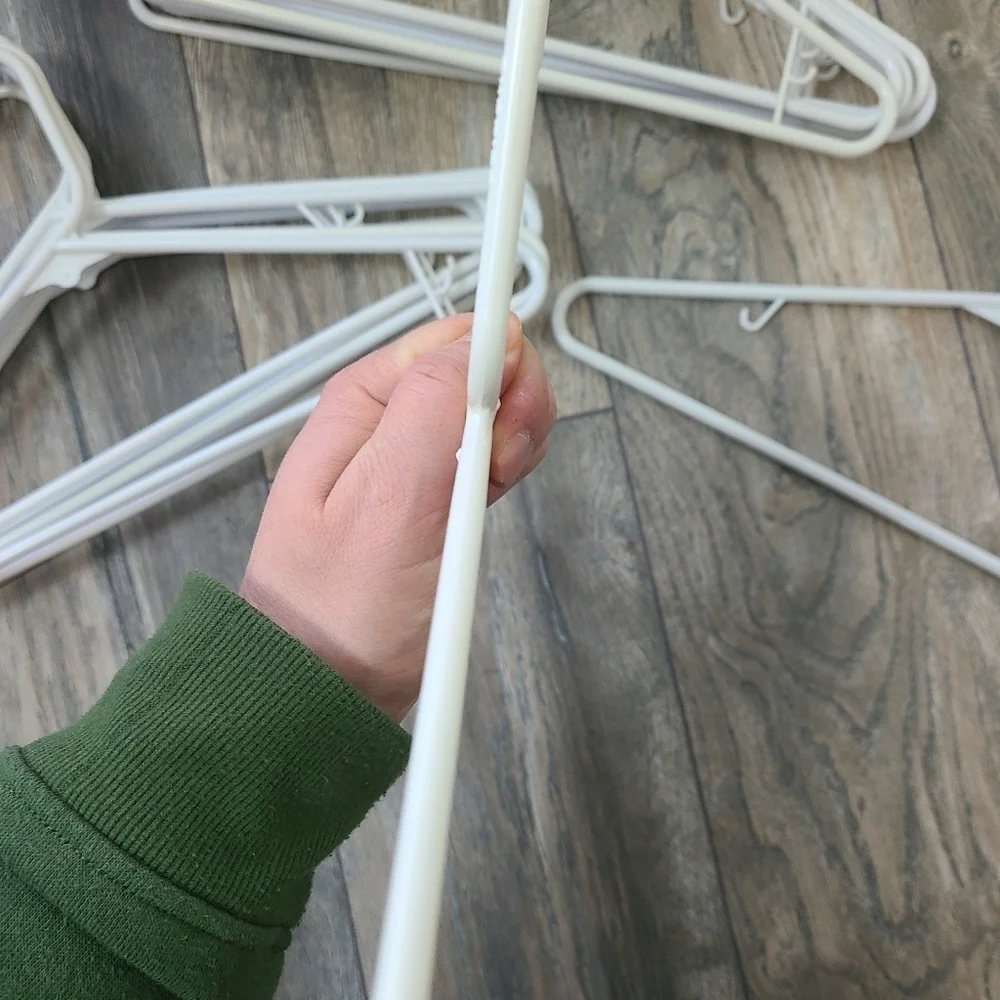 20 White Plastic Hangers | Closet Organizing